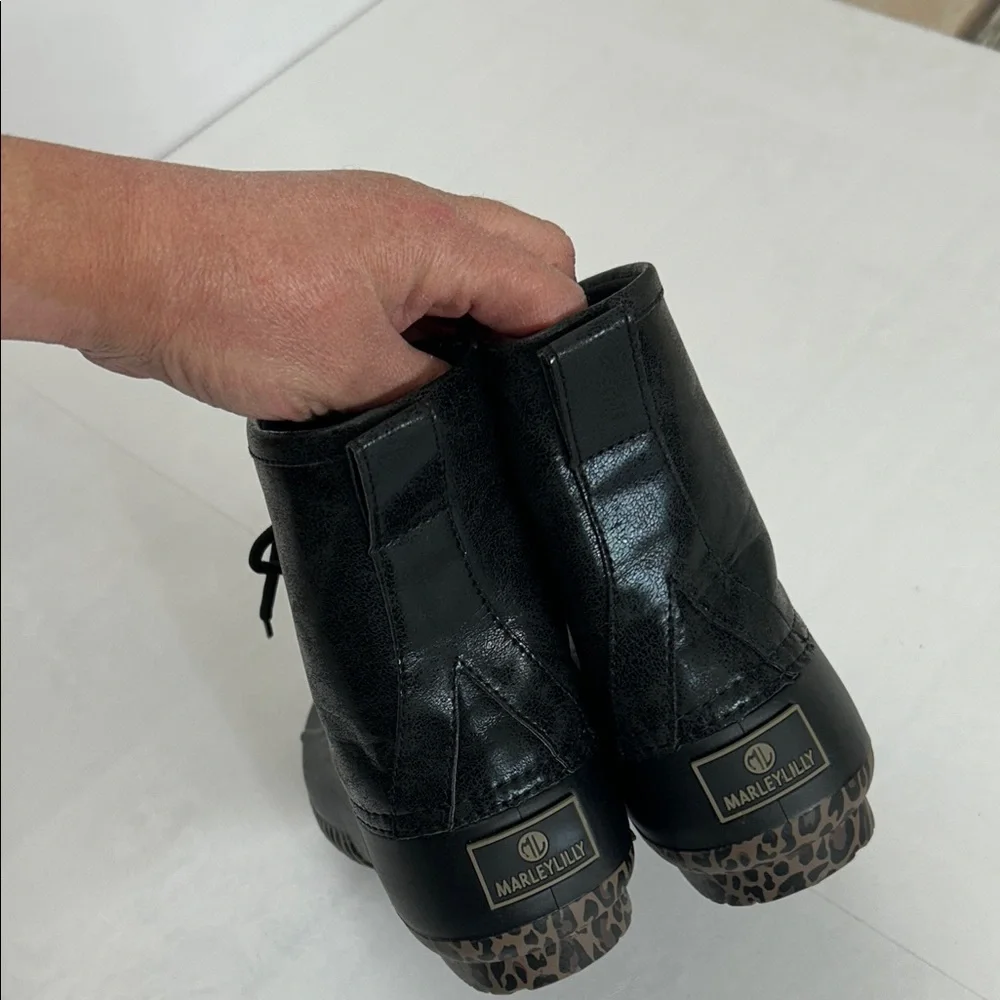 Marleylylli Black Women's Lace-Up Boots
